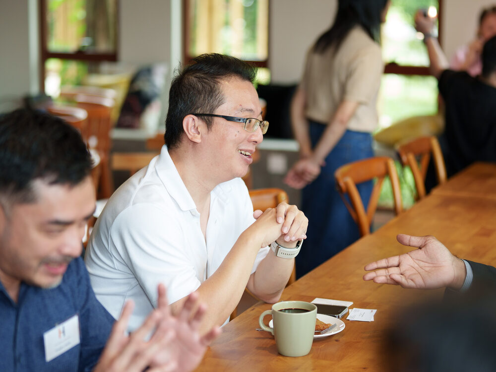 A lively table discussion